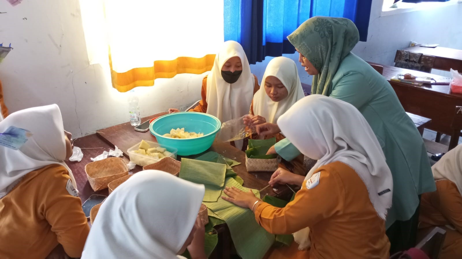 Mengasah Ketrampilan Akuntansi Lewat Praktik Kewirausahaan di SMK Teuku Umar Semarang