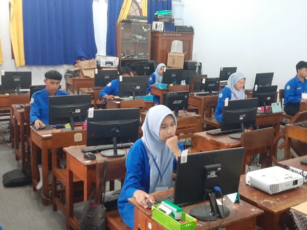 SMK Teuku Umar Semarang Gelar Uji Kompetensi Jurusan Manajemen Perkantoran