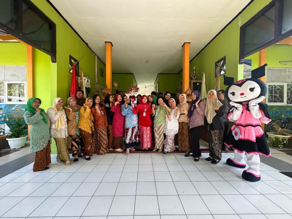 Supervisi Terpadu TAS Hadirkan Semangat ‘SMAN 16 Semarang Daebak’ Supervisi Terpadu TAS Hadirkan Semangat ‘SMAN 16 Semarang Daebak’