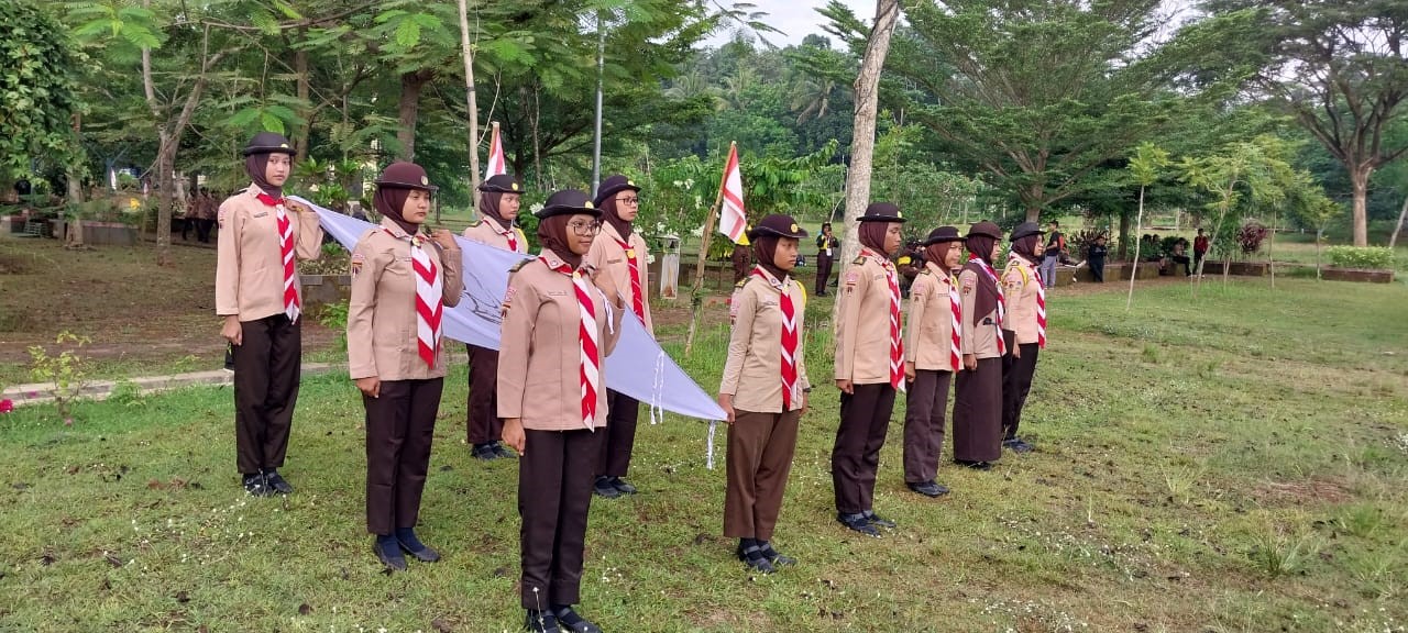 SMA Negeri 12 Semarang Berhasil Meraih Juara 2 Kategori Baris Berbaris pada Lomba Kartini's Returns XVII Tingkat Provinsi Jawa Tengah