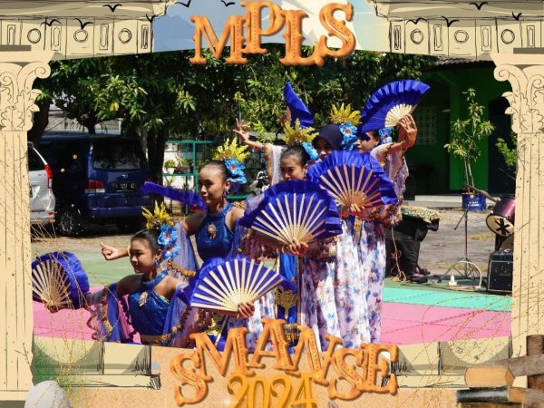 Parade Ekstrakurikuler SMAN 11 Semarang