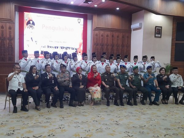 Desty Maulyta Putri Anggraini, Siswi SMKN 10 Semarang Berkibar Jadi Paskibraka Kota Semarang 2024