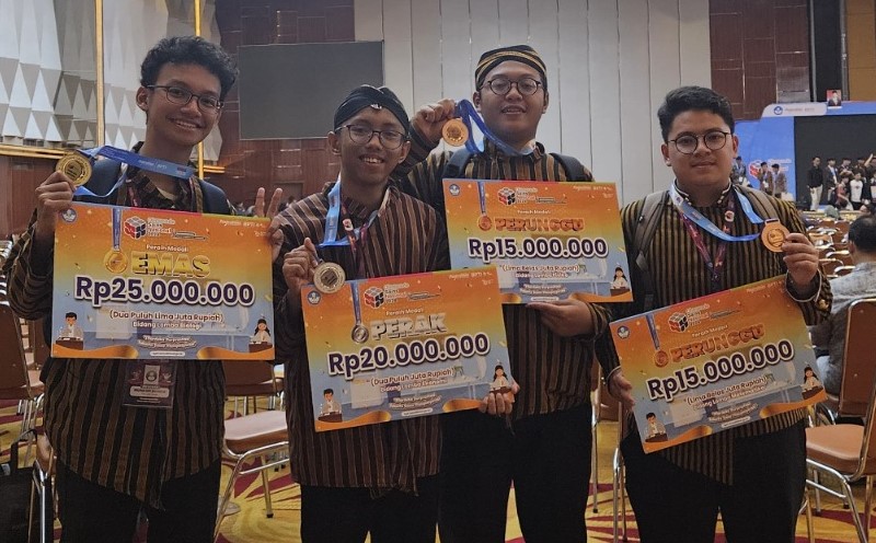 Spectacular! Raih Medali Emas, Perak dan Perunggu OSN 2024, SMAN 3 Semarang Panen Juara Spectacular! Raih Medali Emas, Perak dan Perunggu OSN 2024, SMAN 3 Semarang Panen Juara