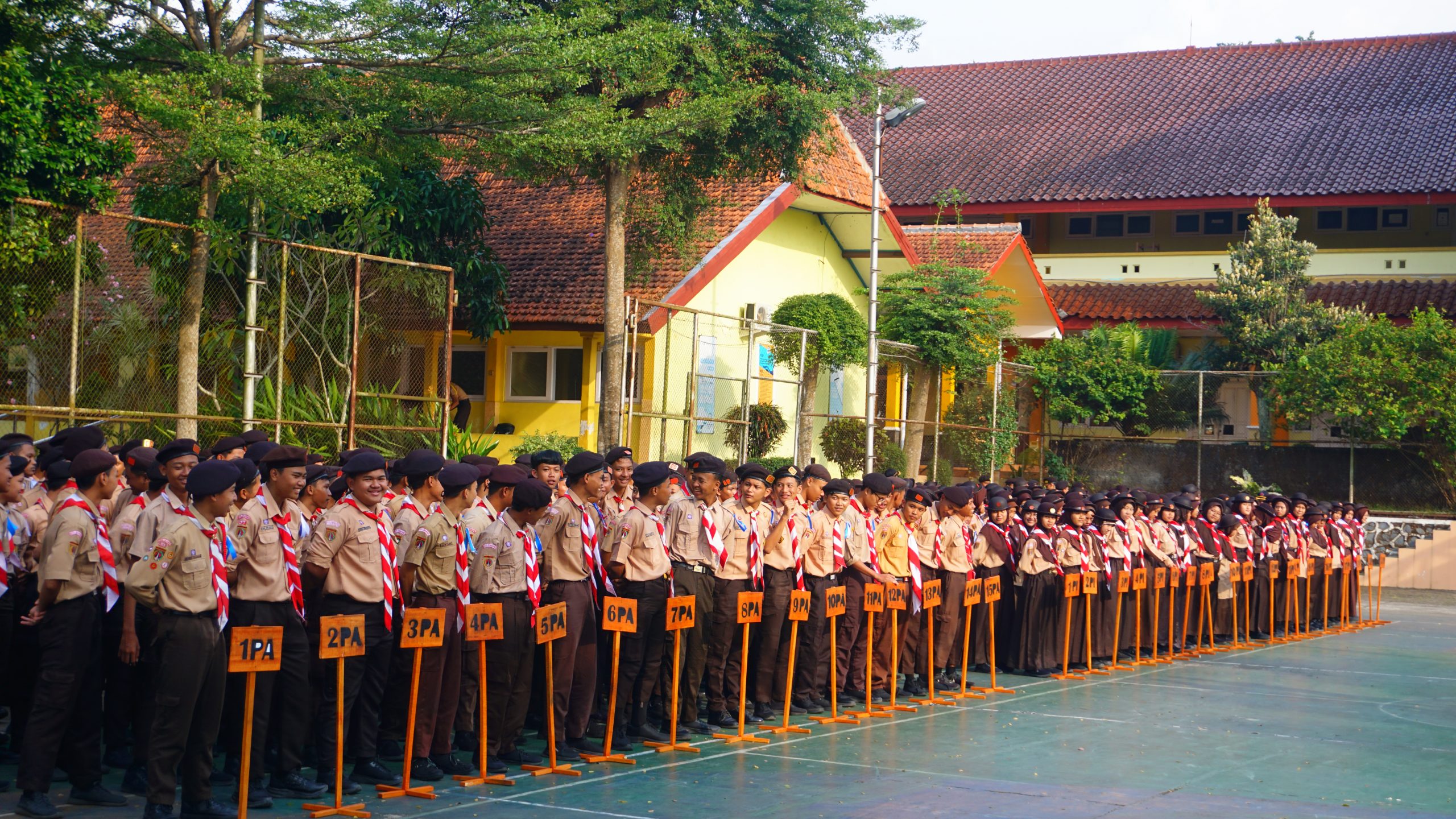 SMAN 12 Semarang Bentuk Generasi Unggul Melalui Kemah Karakter di Bumi Perkemahan Indraprasta