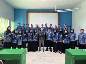 SMKN 10 Semarang Gelar Workshop Kewirausahaan untuk Guru IPAS dan PKK