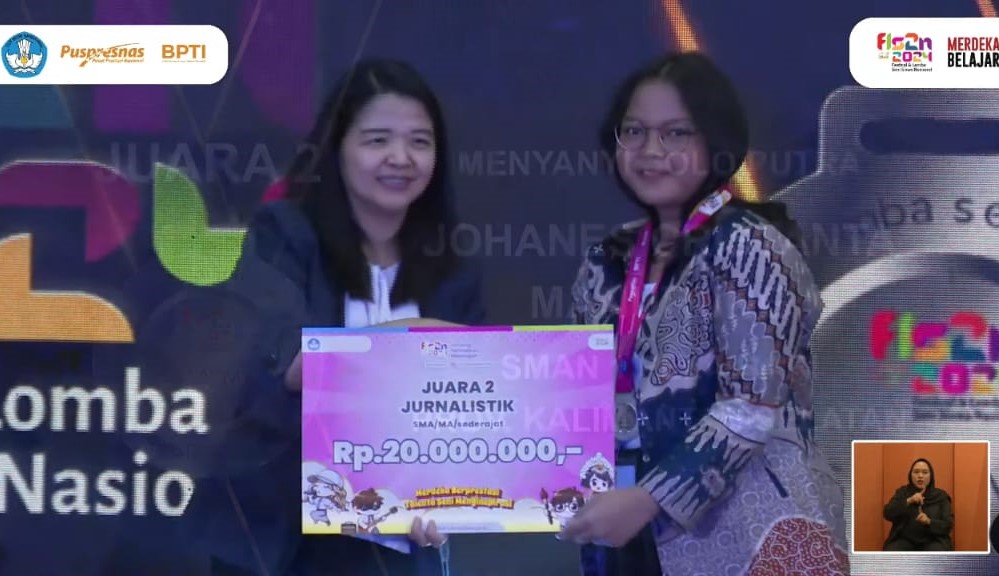 “Suarakan Budaya Indonesia” Siswa SMAN 3 Semarang Sabet Medali Perak Festival dan Lomba Seni Siswa Nasional “Suarakan Budaya Indonesia” Siswa SMAN 3 Semarang Sabet Medali Perak Festival dan Lomba Seni Siswa Nasional