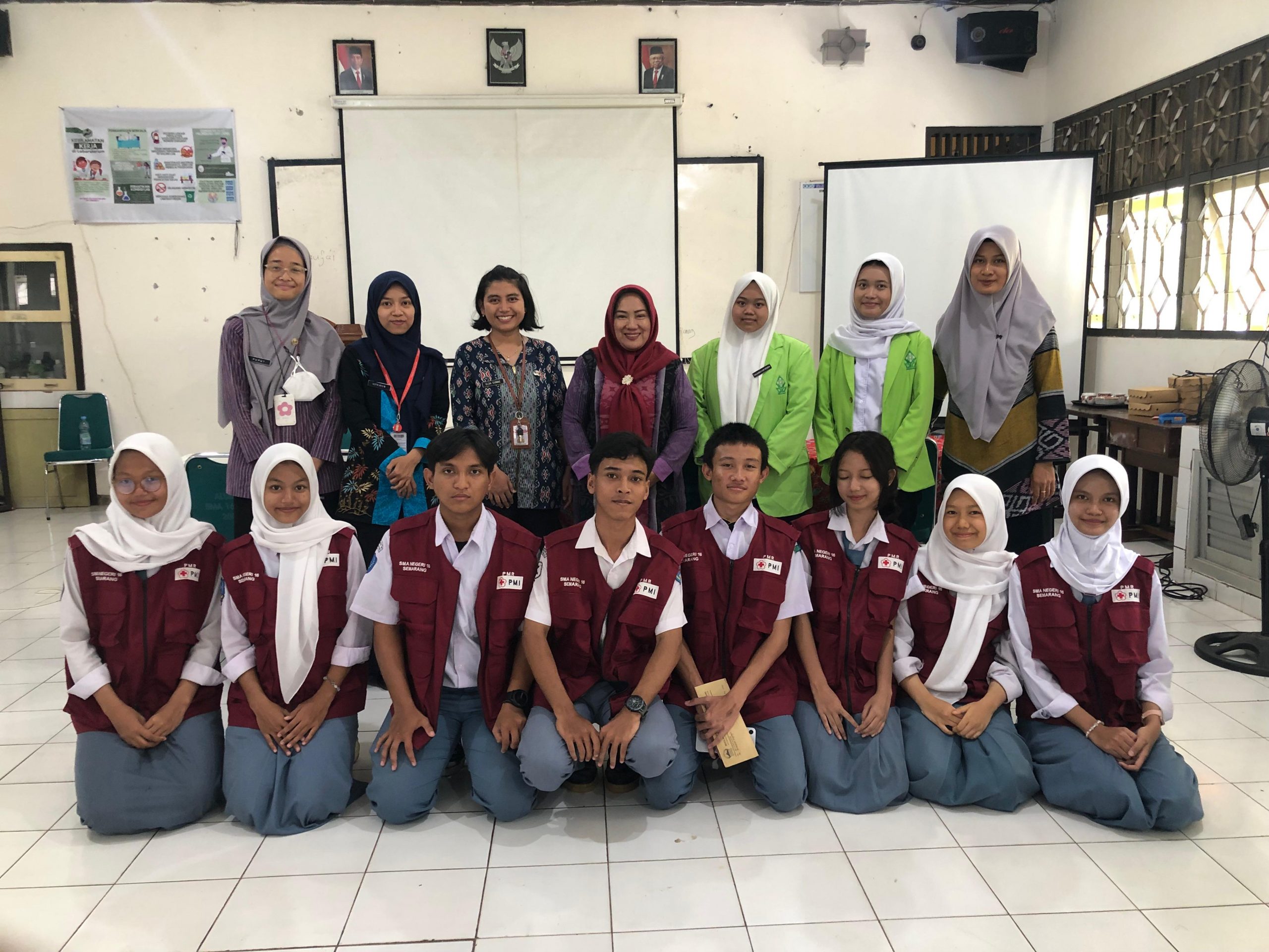 SMAN 16 Semarang Gelar Donor Darah & Penjaringan Kesehatan Kelas X