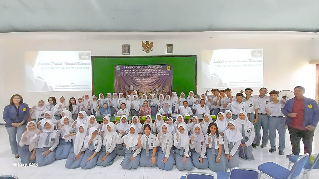 USM Adakan Edukasi Hukum di SMKN 2 Semarang