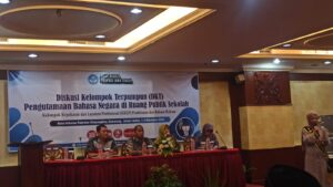 Diskusi Kelompok Terpumpun (DKT) tentang Pengutamaan Bahasa Negara di Ruang Publik Sekolah