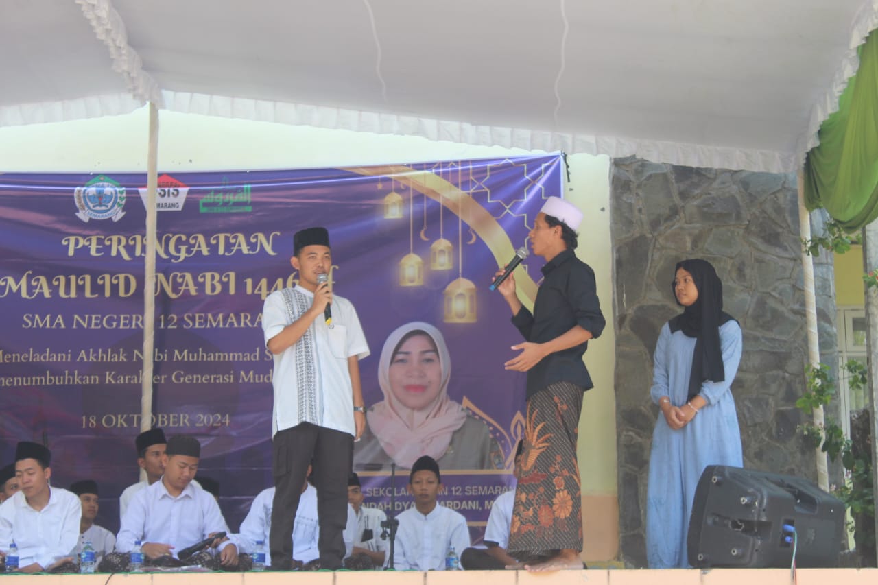 SMAN 12 Semarang Gelar Peringatan Maulid Nabi Muhammad SAW SMAN 12 Semarang Gelar Peringatan Maulid Nabi Muhammad SAW