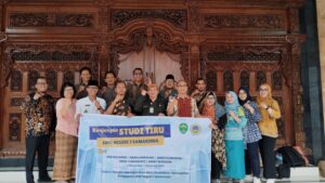 Studi Tiru SMKN 7 Samarinda di SMKN 10 Semarang
