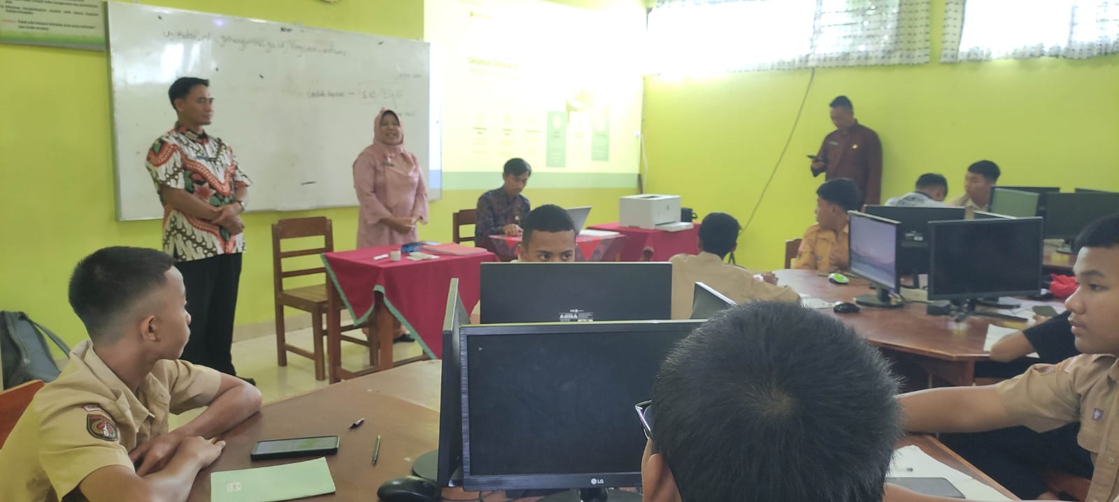 SMK N 1 Kaliwungu  Gelar Uji Coba Sistem Informasi PPDB 2025