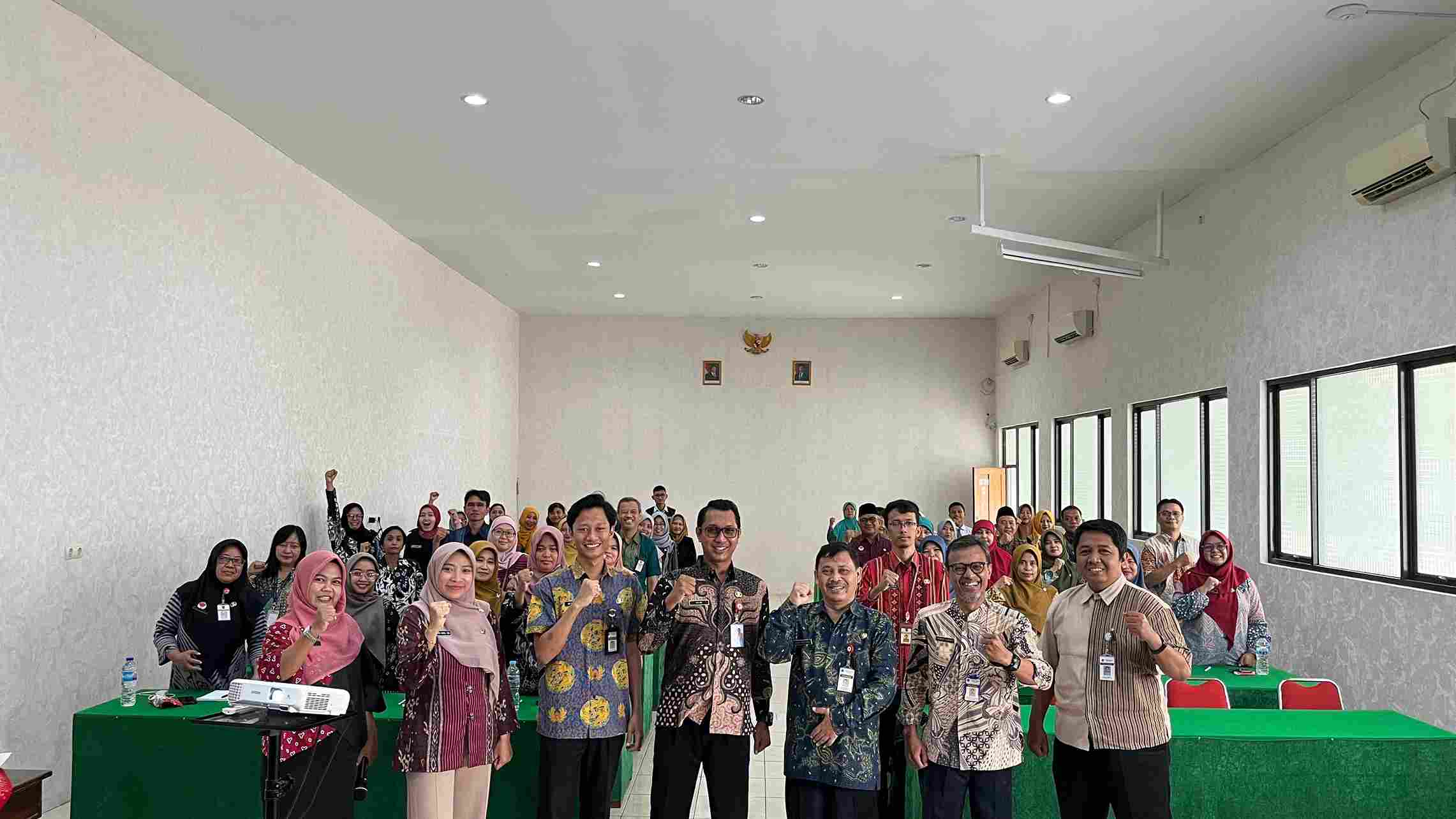 SMK Negeri 10 Semarang Gelar Workshop Pendekatan Deep Learning untuk Guru SMP