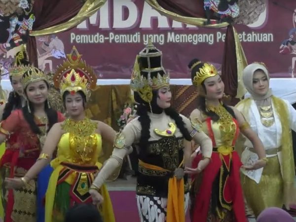 SMAN 7 Semarang Gelar Pemilihan Kang Mas Mbak Yu 2025, Sajikan Ajang Prestasi & Kreativitas Siswa SMAN 7 Semarang Gelar Pemilihan Kang Mas Mbak Yu 2025, Sajikan Ajang Prestasi & Kreativitas Siswa